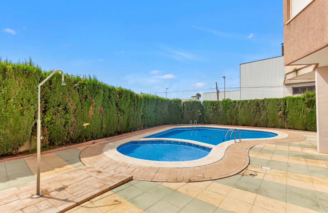 Resale - Apartment - Torrevieja - Nueva Torrevieja