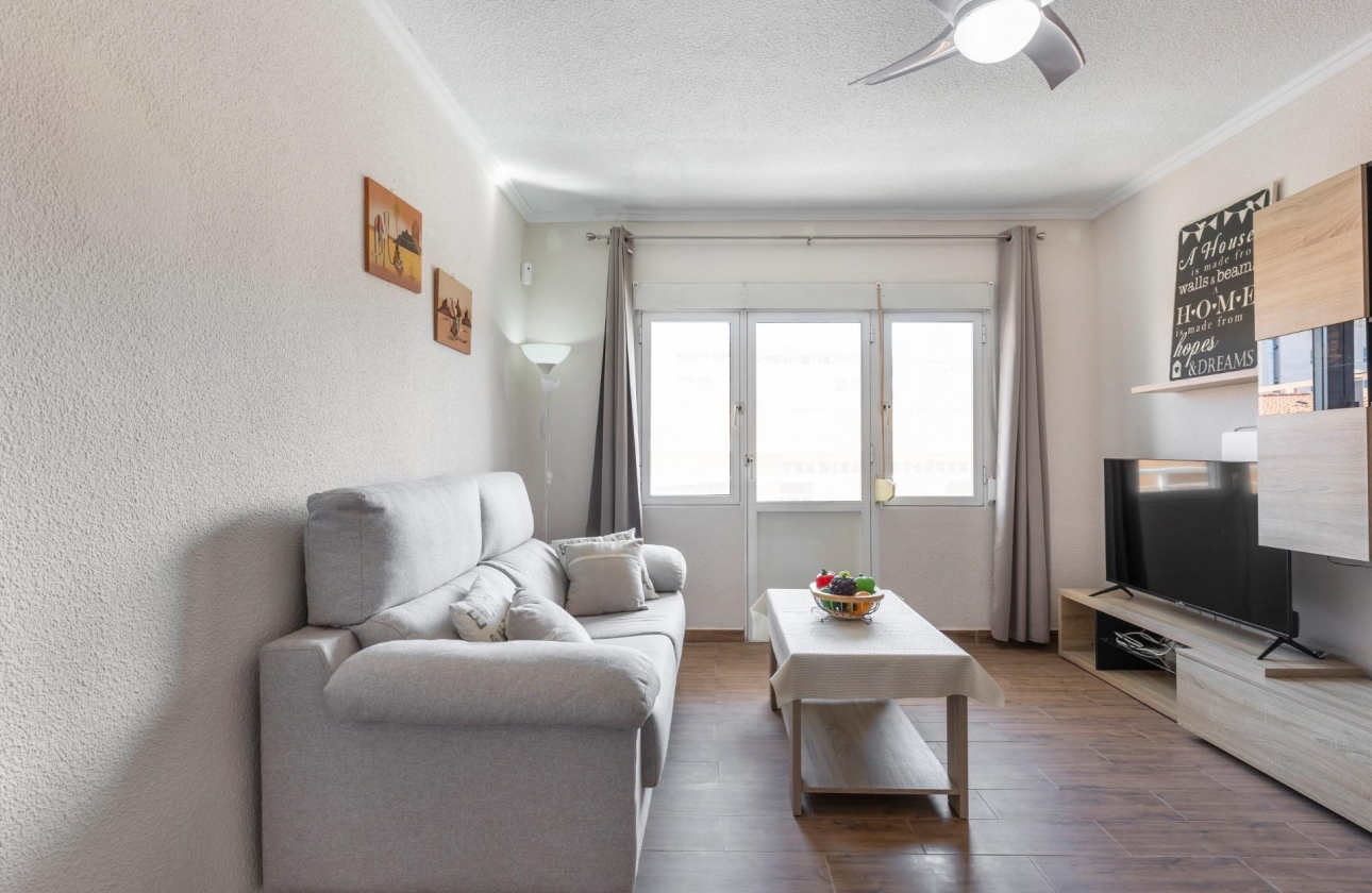 Reventa - Apartment - Torrevieja - Estacion de autobuses