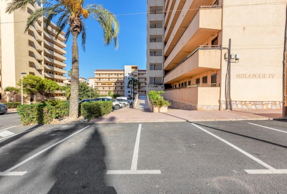 Resale - Apartment - Torrevieja - Cabo cervera