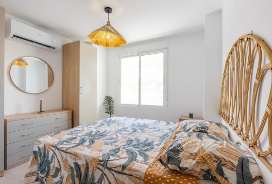 Reventa - Apartment - Torrevieja - Playa De Los Naufragos