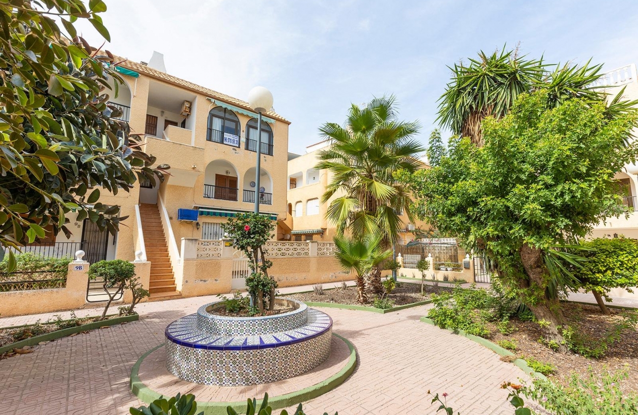 Resale - Apartment - Torrevieja - La Mata