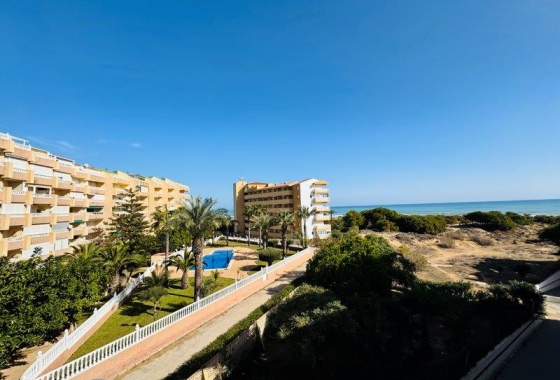 Resale - Apartment - Torrevieja - La Mata