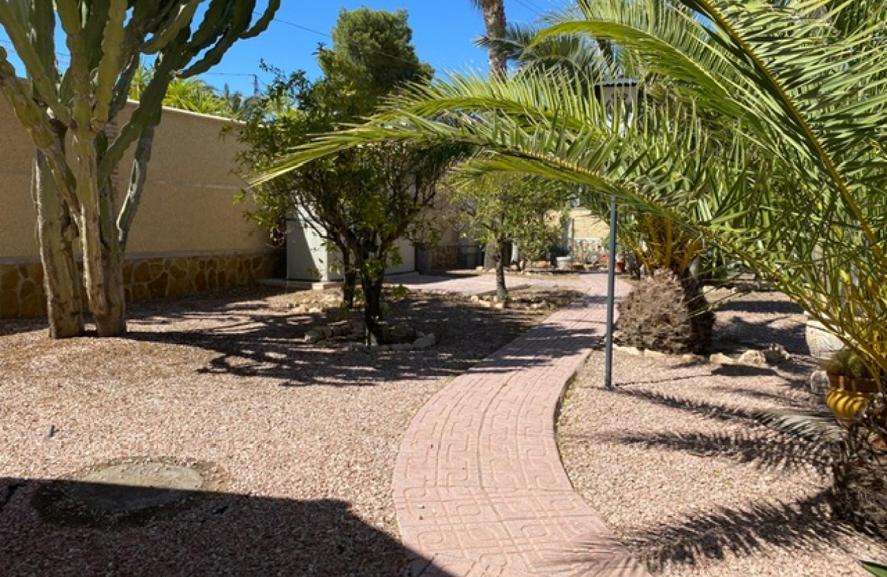Resale - Villa - San Miguel de Salinas - El Galán