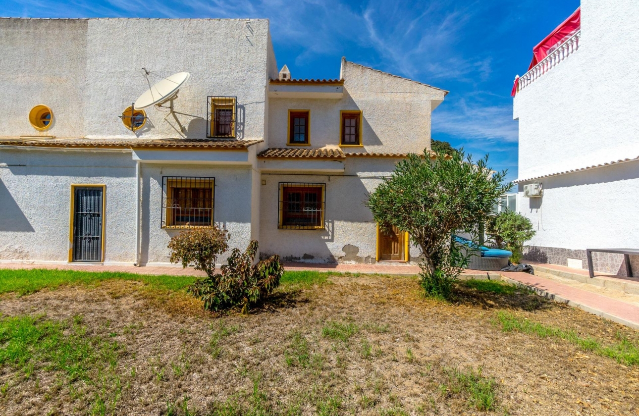 Rynek wtórny - Villa - Torrevieja - Los altos