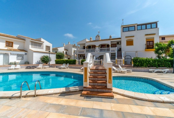 Rynek wtórny - Villa - Torrevieja - Los altos