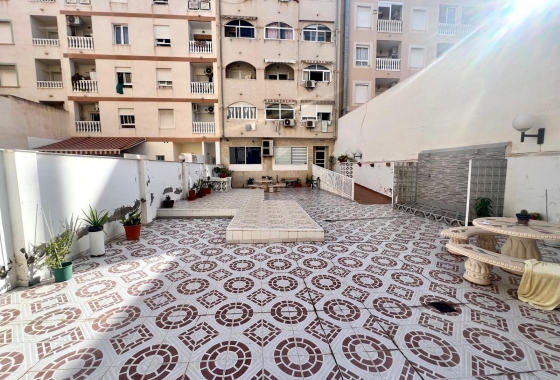 Resale - Apartment - Torrevieja - Centro