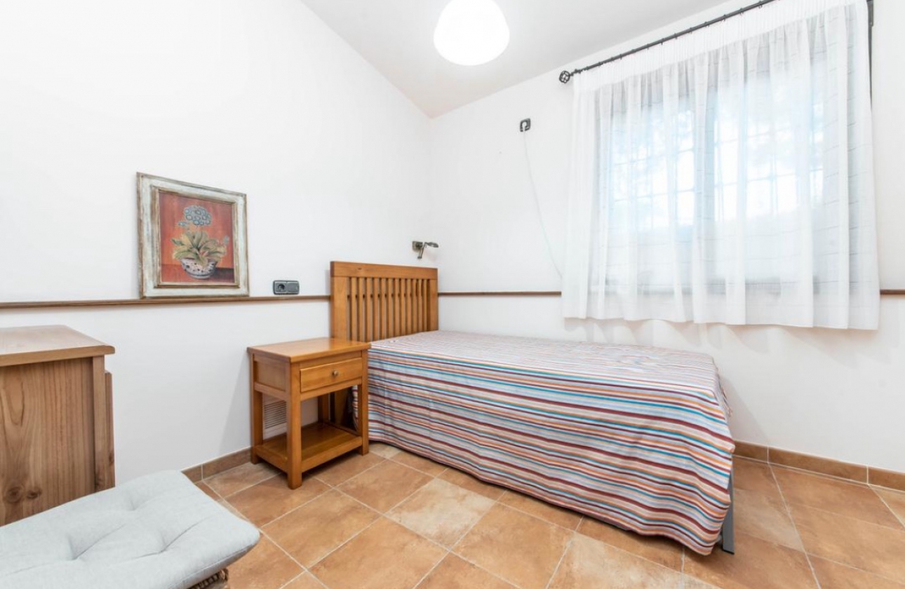 Rynek wtórny - Villa - Torrevieja - Punta Prima