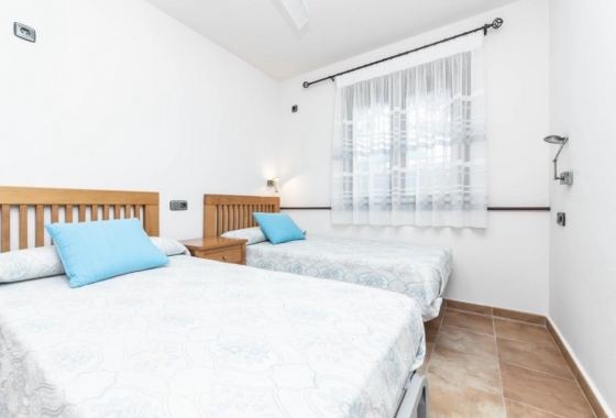 Rynek wtórny - Villa - Torrevieja - Punta Prima