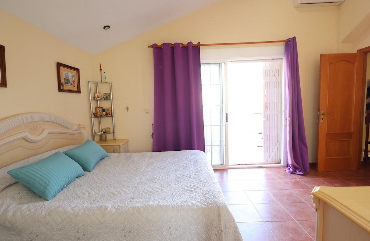 Reventa - Villa - Orihuela Costa - Playa Flamenca