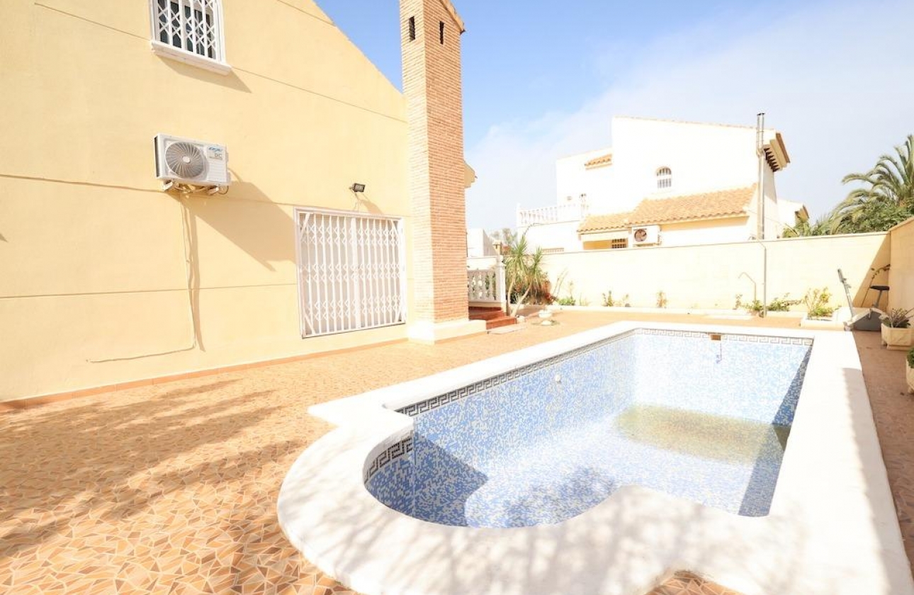 Reventa - Villa - Orihuela Costa - Playa Flamenca