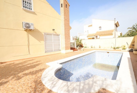 Reventa - Villa - Orihuela Costa - Playa Flamenca