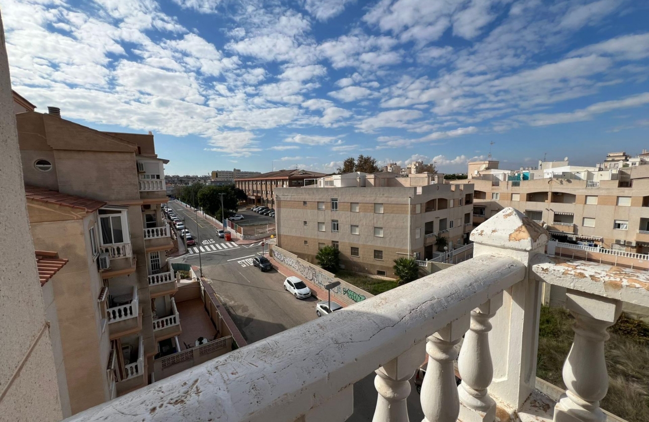 Rynek wtórny - Apartament - Torrevieja - Estacion de autobuses