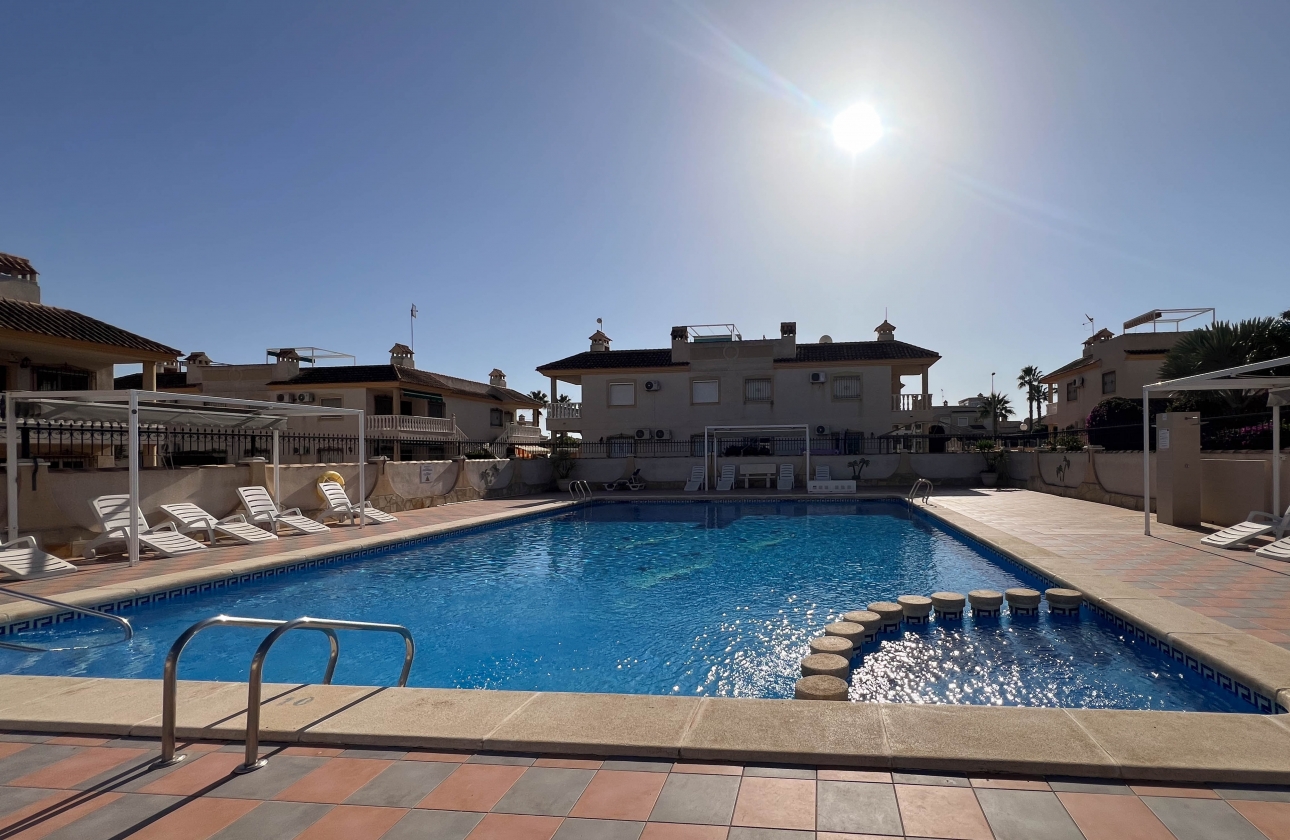 Rynek wtórny - Apartament - Orihuela Costa - Villamartín