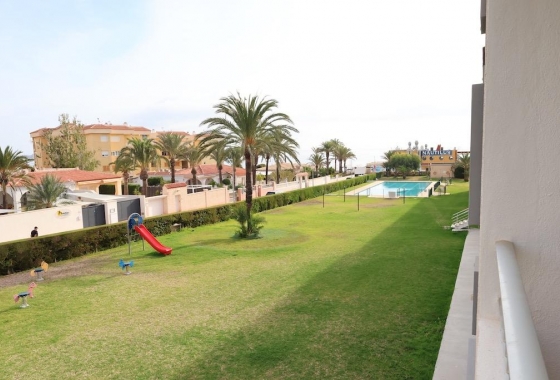 Rynek wtórny - Apartament - Torrevieja - Punta Prima