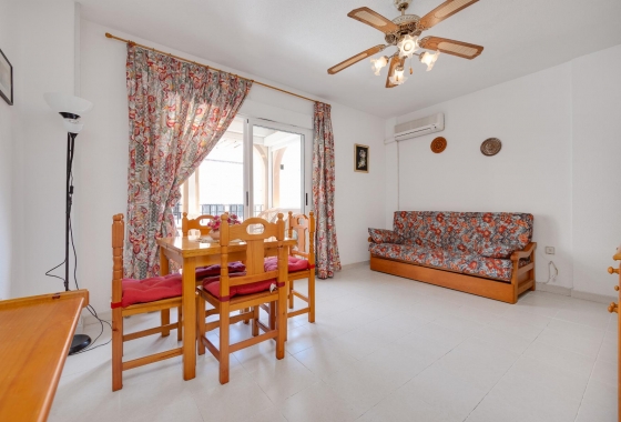 Resale - Bungalow - Torrevieja - Playa De Los Naufragos