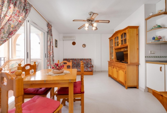 Resale - Bungalow - Torrevieja - Playa De Los Naufragos