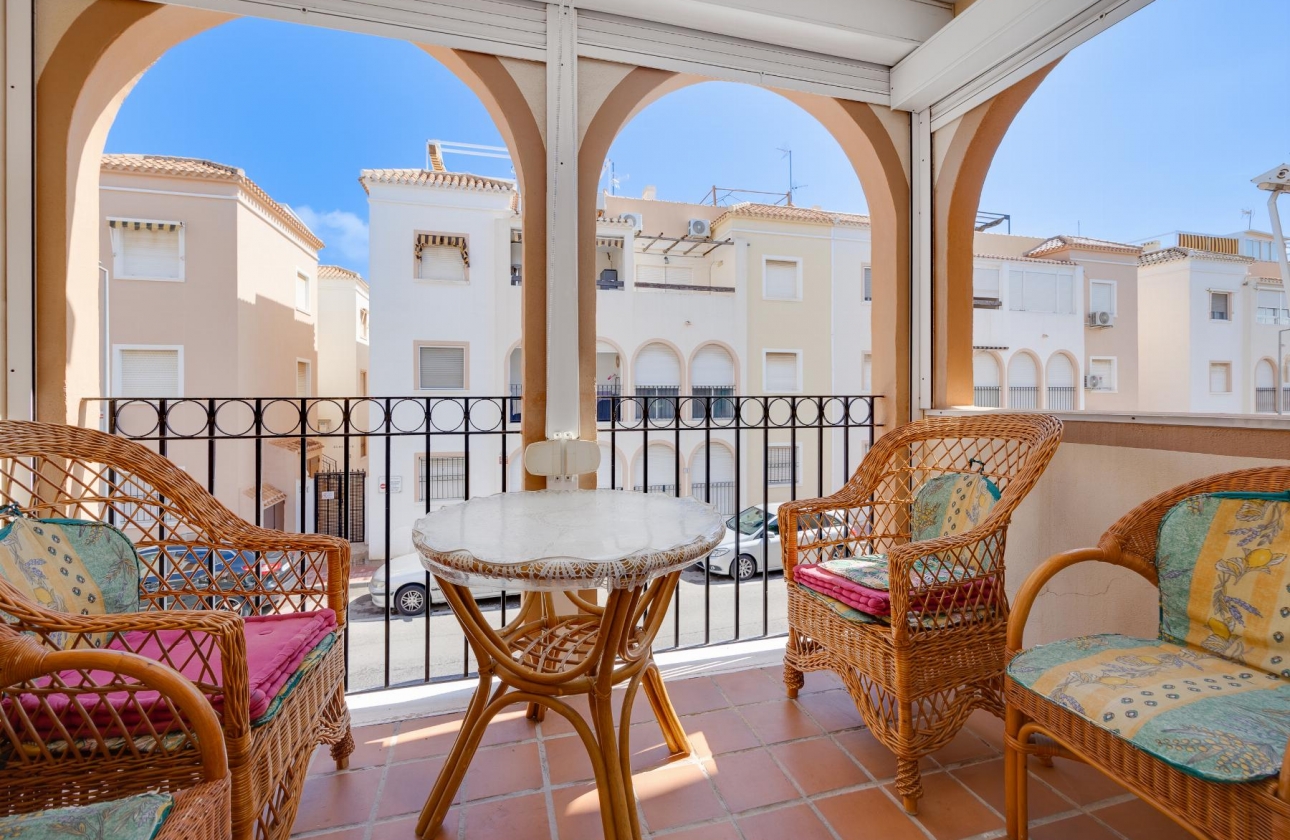 Resale - Bungalow - Torrevieja - Playa De Los Naufragos