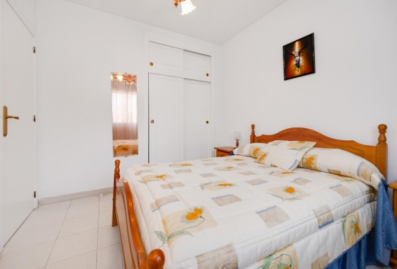 Resale - Bungalow - Torrevieja - Playa De Los Naufragos