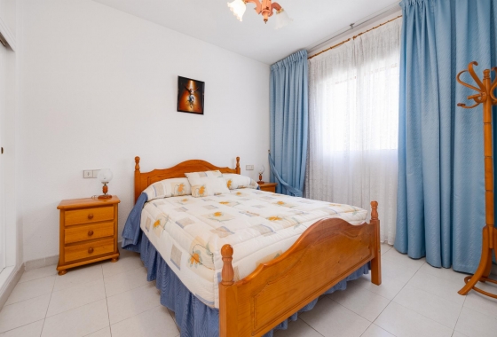 Resale - Bungalow - Torrevieja - Playa De Los Naufragos