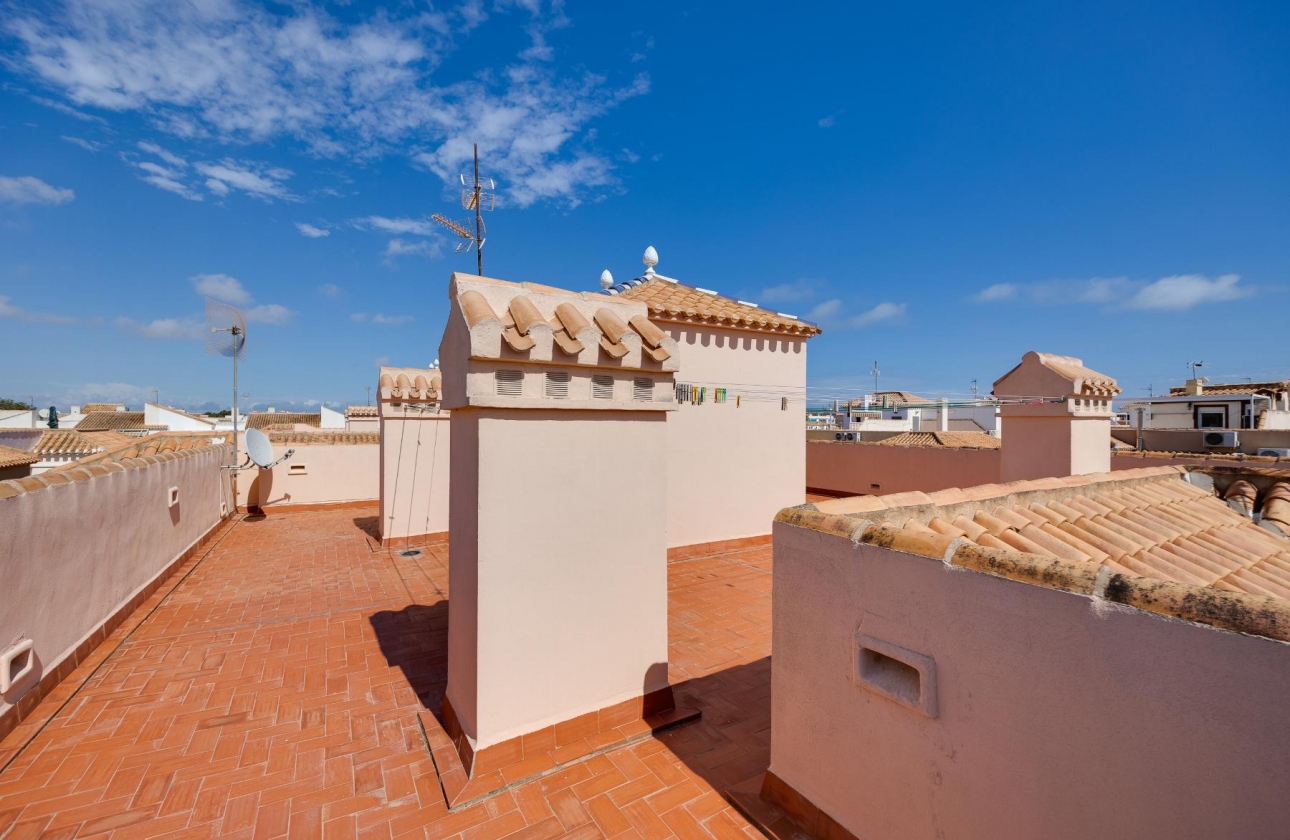 Resale - Bungalow - Torrevieja - Playa De Los Naufragos