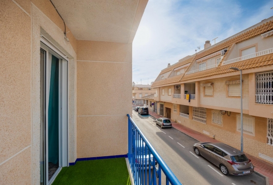 Resale - Apartment - Torrevieja - PLAYA NAUFRAGOS