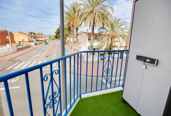 Resale - Apartment - Torrevieja - PLAYA NAUFRAGOS