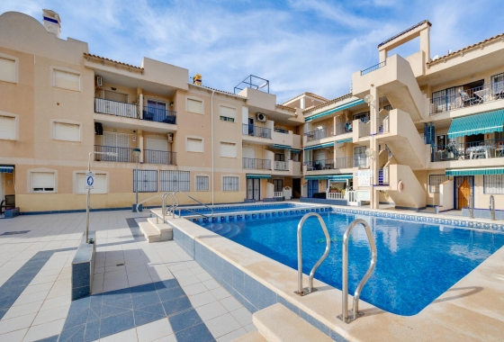 Resale - Apartment - Torrevieja - PLAYA NAUFRAGOS