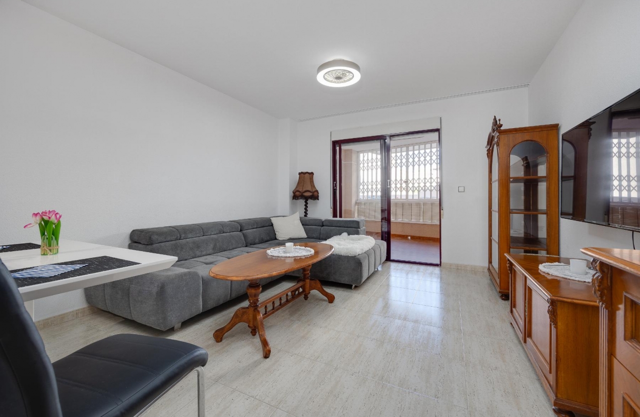 Resale - Apartment - Torrevieja - Playa del Cura