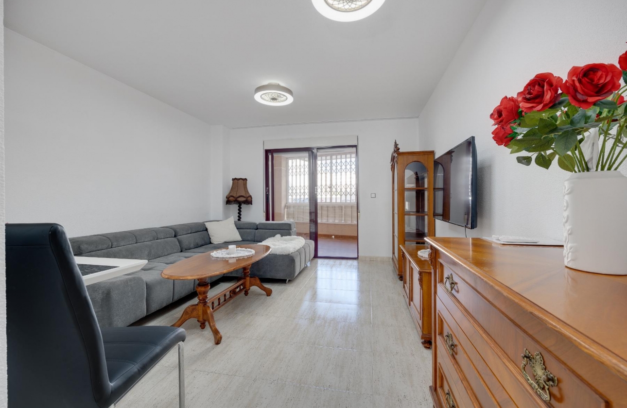 Resale - Apartment - Torrevieja - Playa del Cura