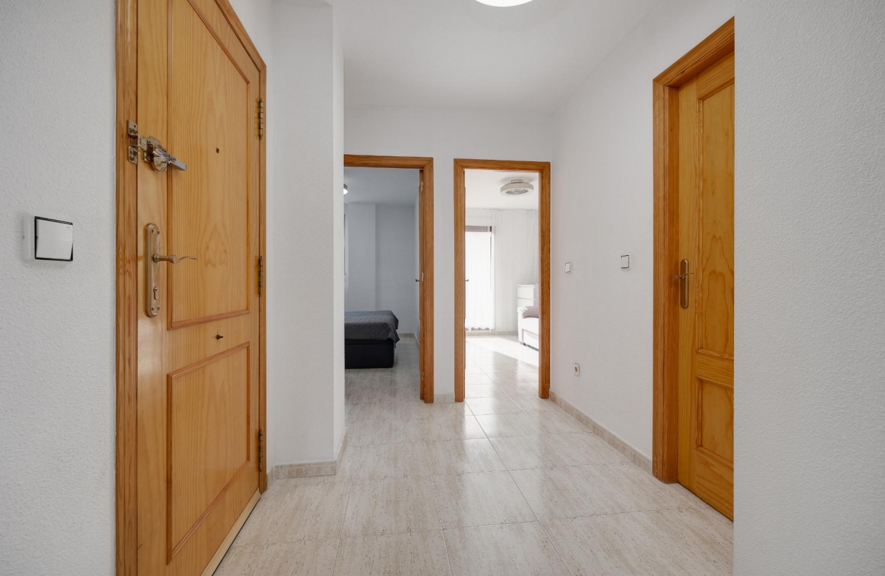 Resale - Apartment - Torrevieja - Playa del Cura