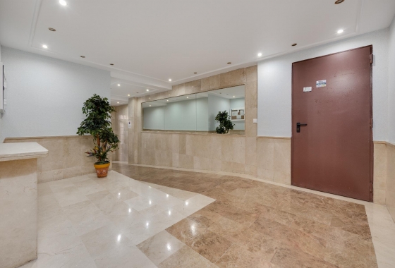 Resale - Apartment - Torrevieja - Playa del Cura