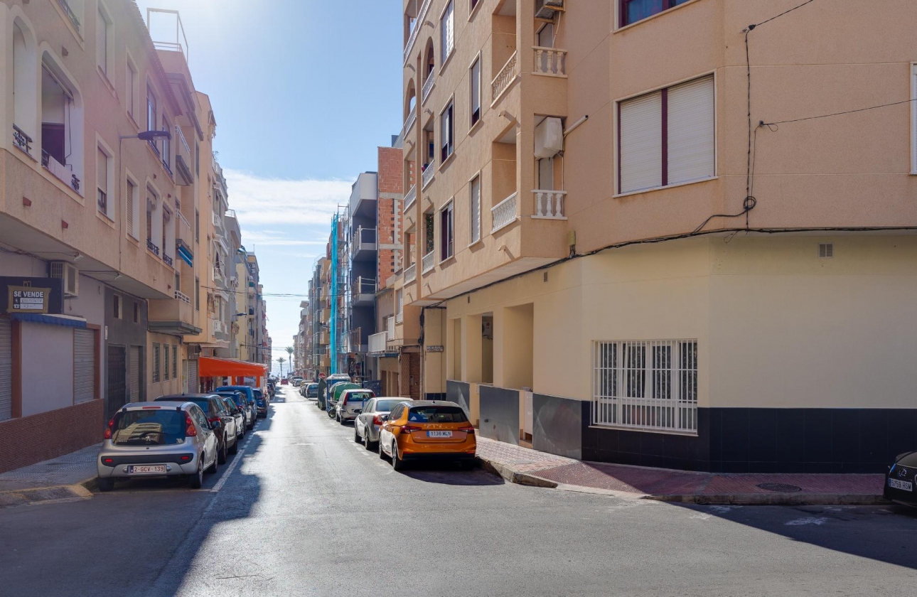 Resale - Apartment - Torrevieja - Playa del Cura