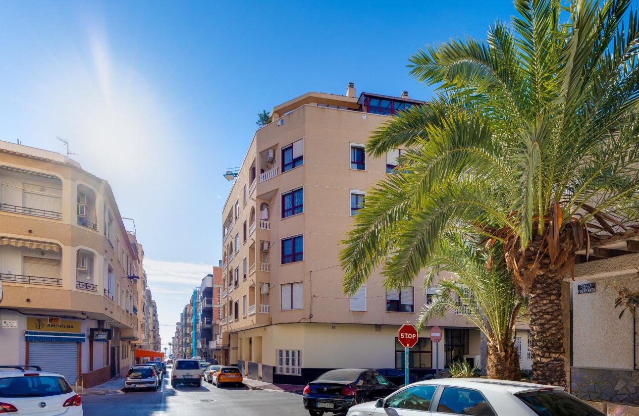 Resale - Apartment - Torrevieja - Playa del Cura