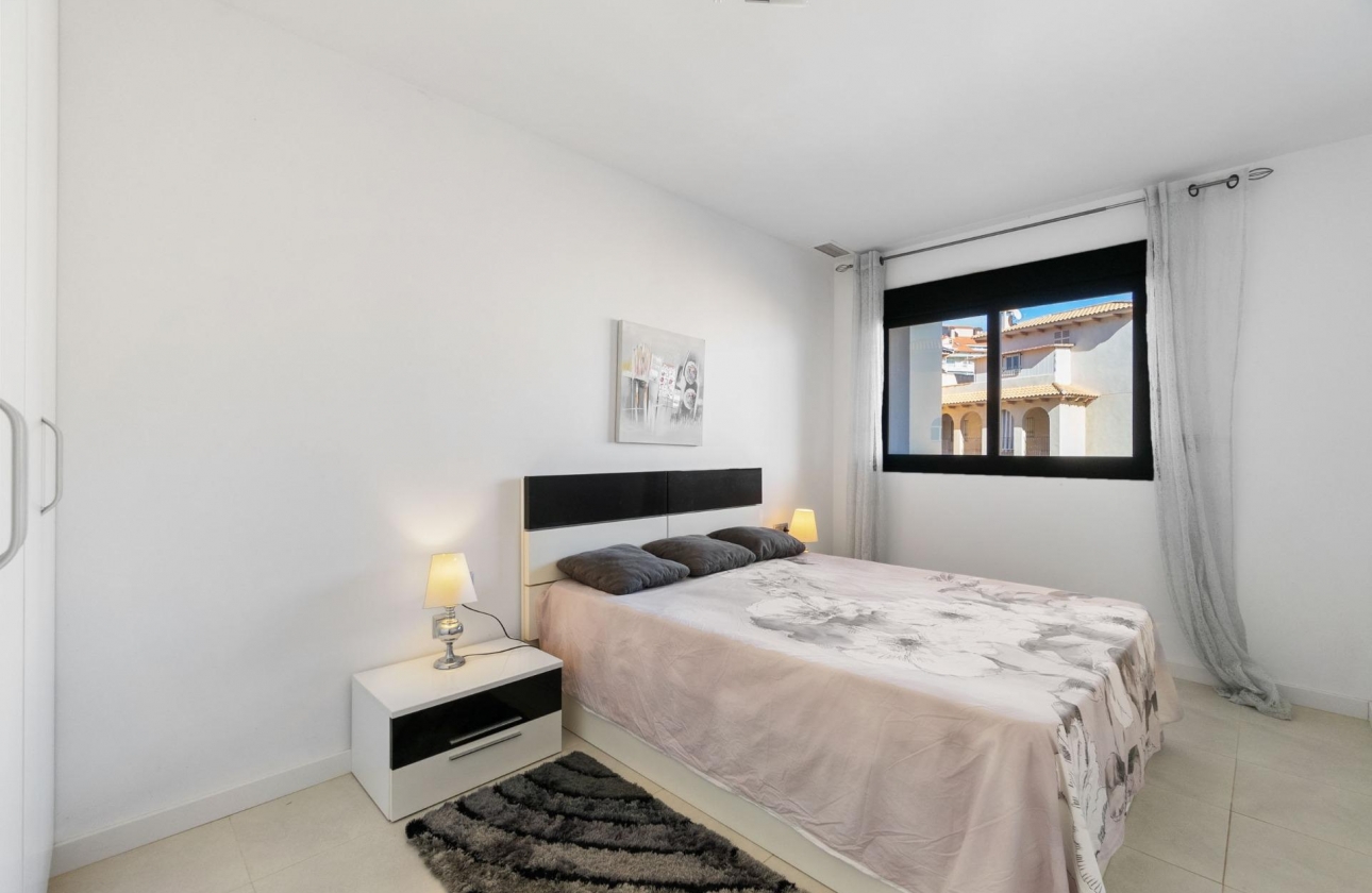 Resale - Apartment - Orihuela Costa - Altos de Campoamor