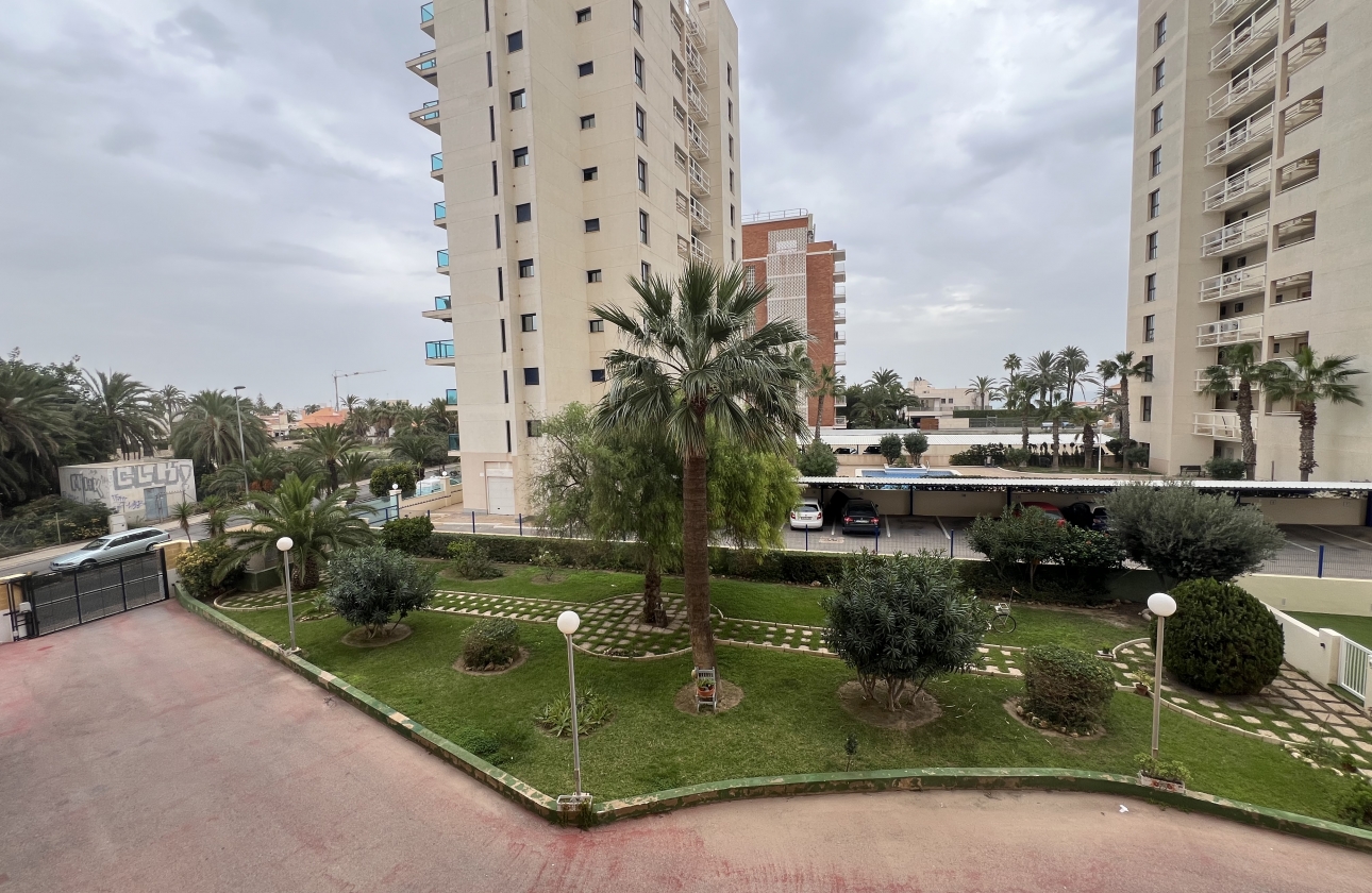 Resale - Apartment - Torrevieja - La Veleta