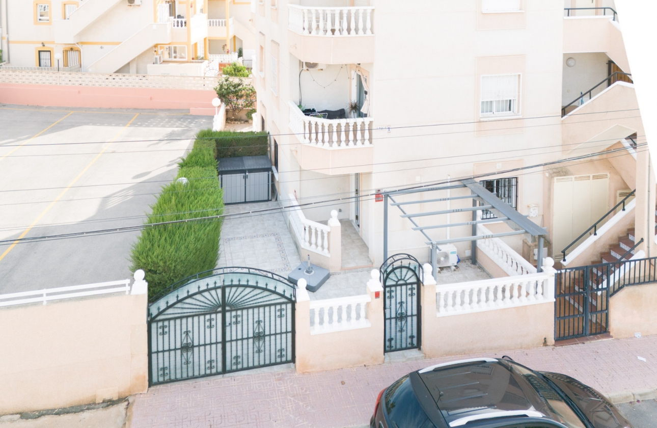 Resale - Apartment - Ground Floor Apartment - Torrevieja - Los Frutales