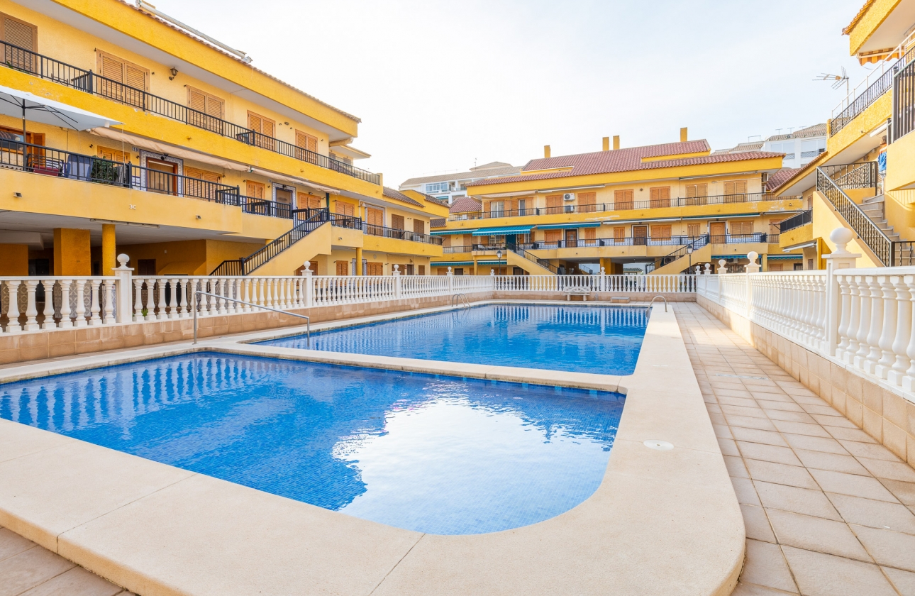 Resale - Townhouse - Torrevieja - La Mata