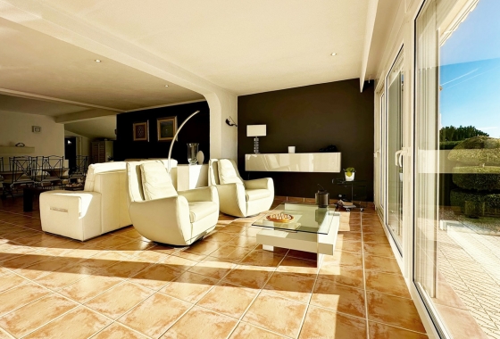 Resale - Villa - Orihuela Costa - La Florida