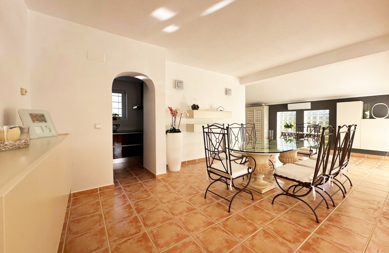 Resale - Villa - Orihuela Costa - La Florida