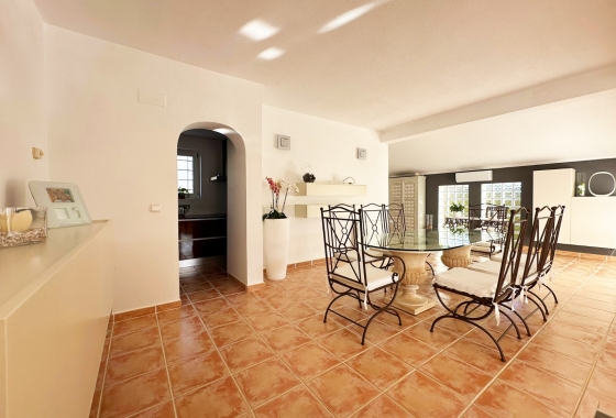 Resale - Villa - Orihuela Costa - La Florida