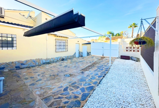 Resale - Villa - Orihuela Costa - La Florida