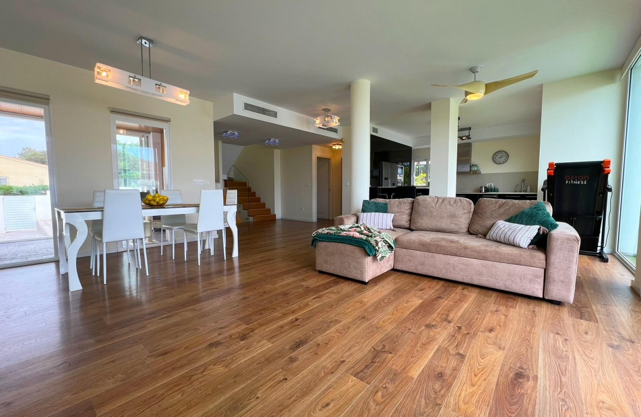 Reventa - Villa - San Fulgencio