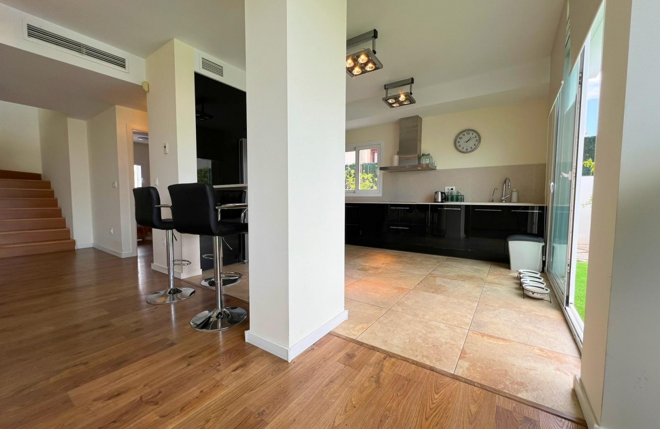 Reventa - Villa - San Fulgencio