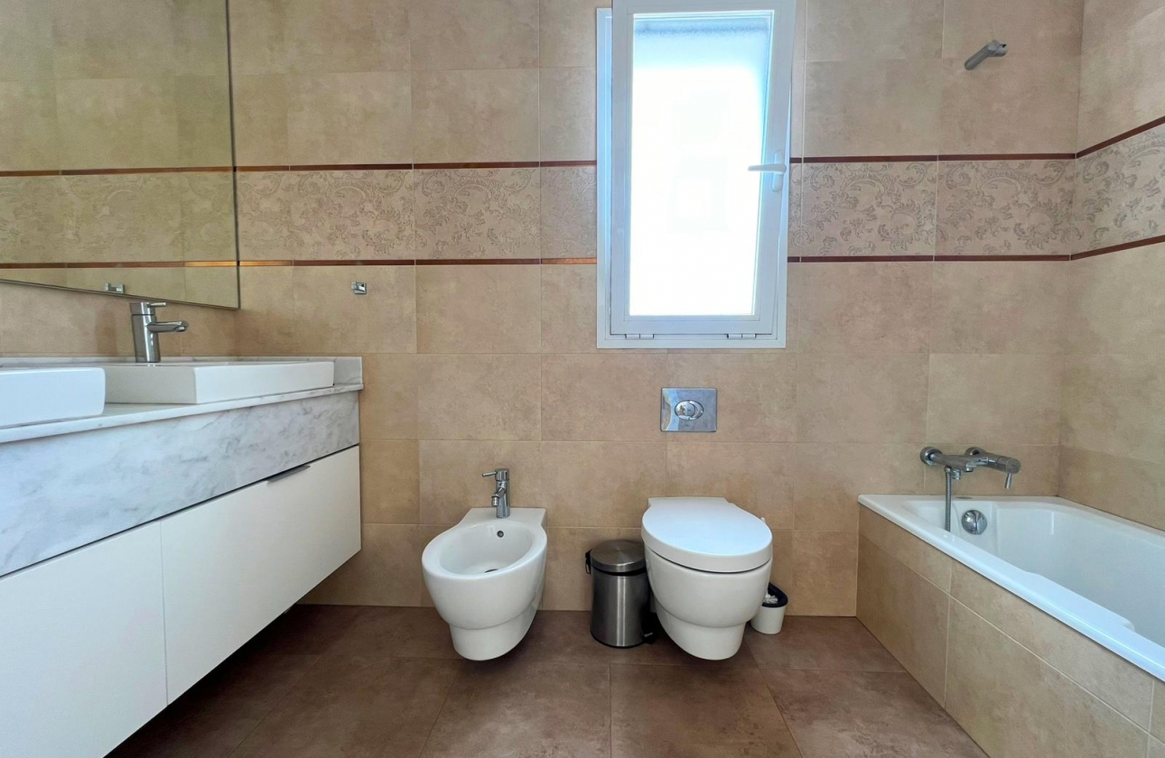 Reventa - Villa - San Fulgencio