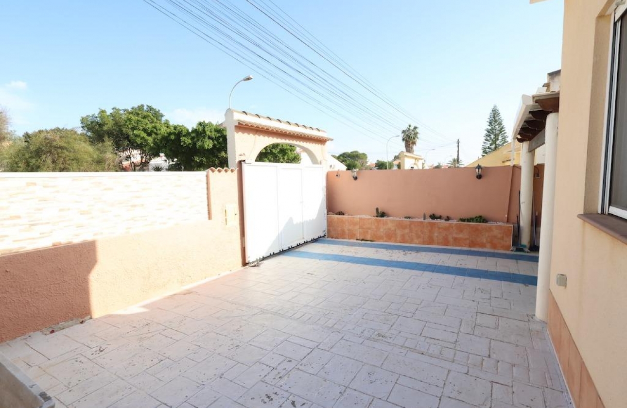 Reventa - Villa - Torrevieja - La Siesta - El Salado - Torreta