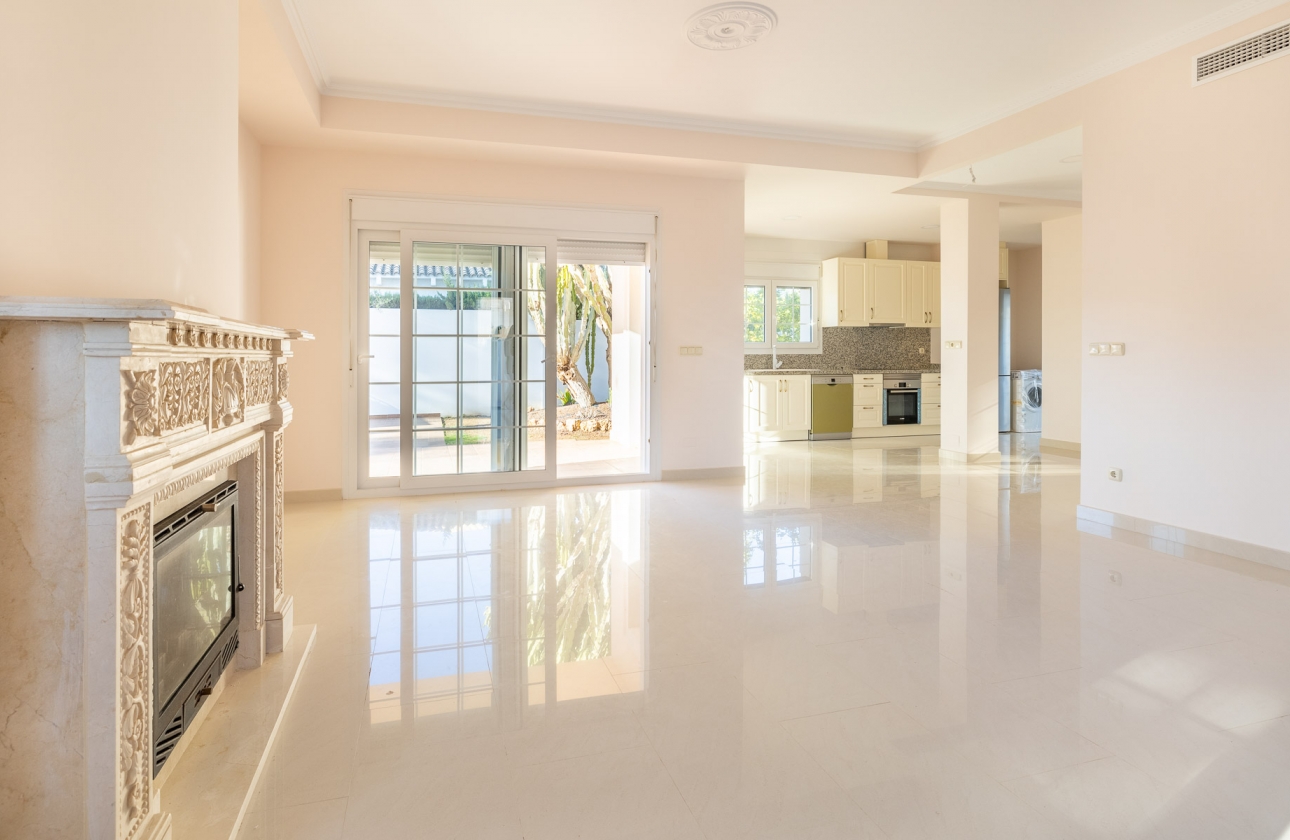 Rynek wtórny - Villa - Orihuela Costa - Cabo Roig