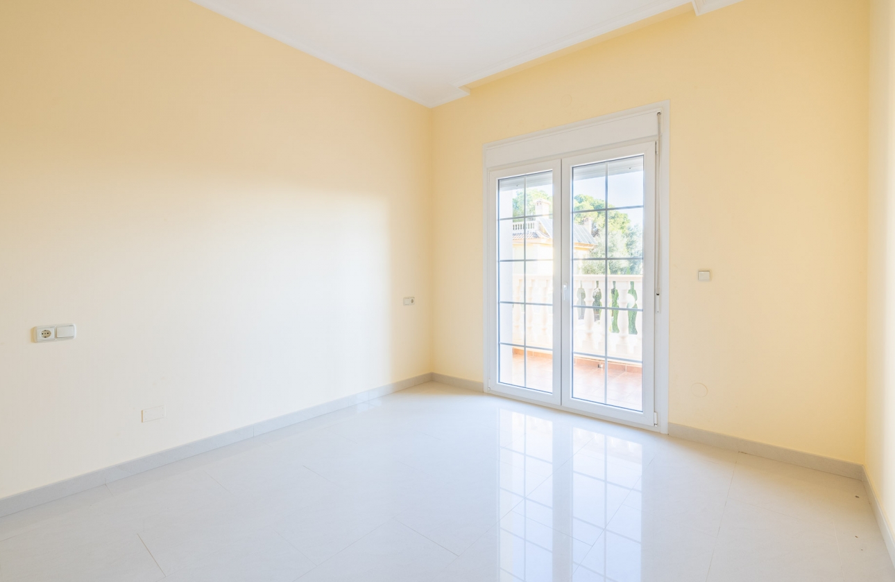 Rynek wtórny - Villa - Orihuela Costa - Cabo Roig