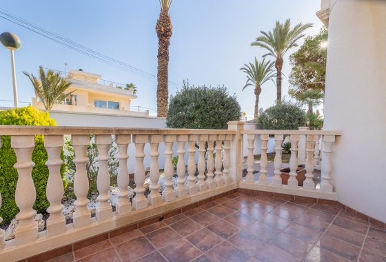 Rynek wtórny - Villa - Orihuela Costa - Cabo Roig