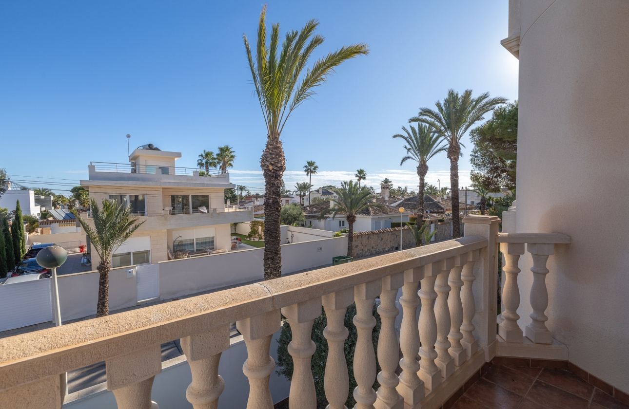 Rynek wtórny - Villa - Orihuela Costa - Cabo Roig