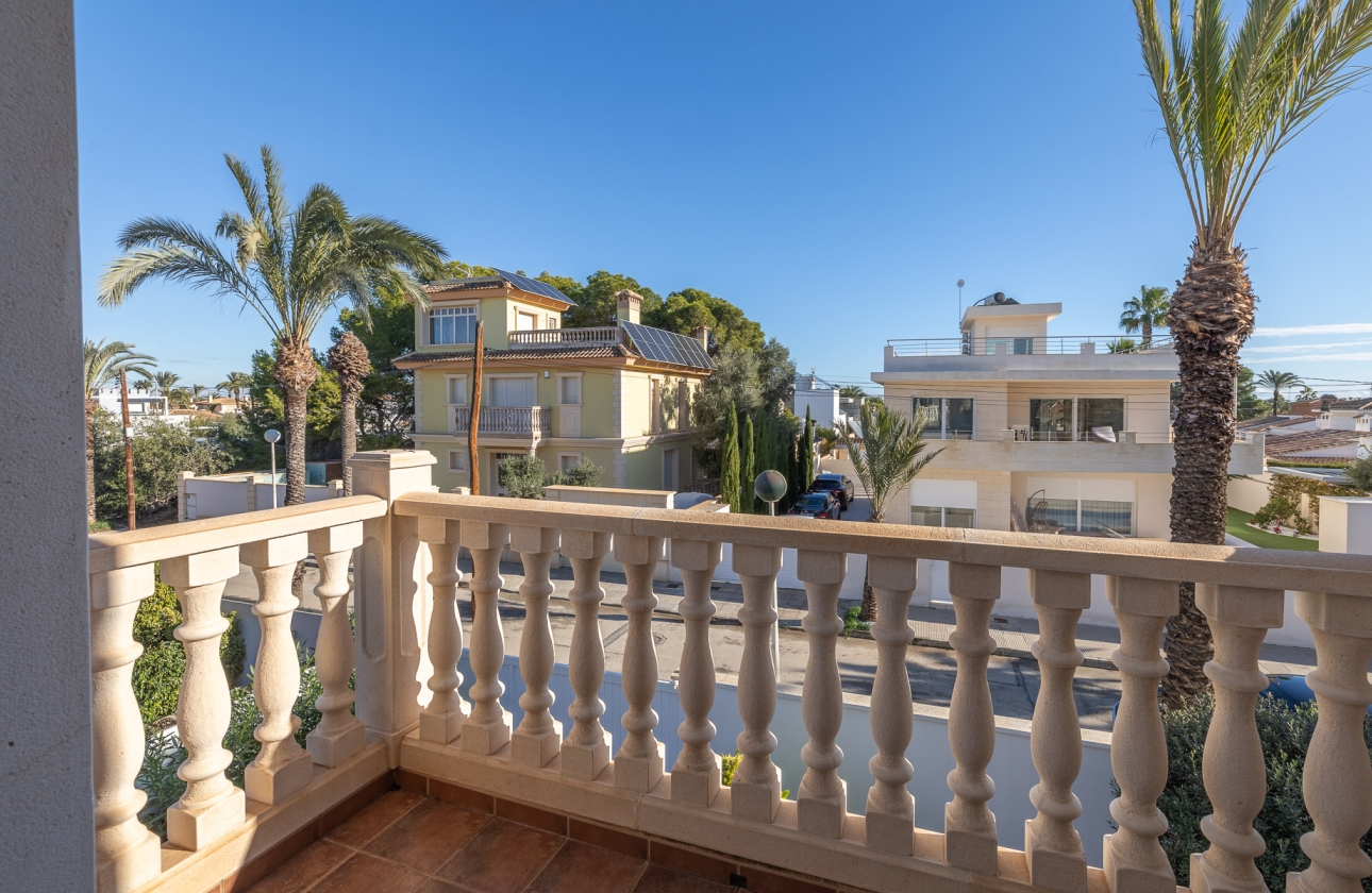 Rynek wtórny - Villa - Orihuela Costa - Cabo Roig
